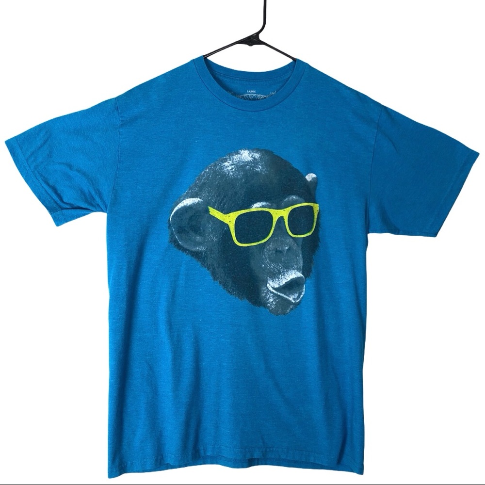 Savvy graphic t shirt